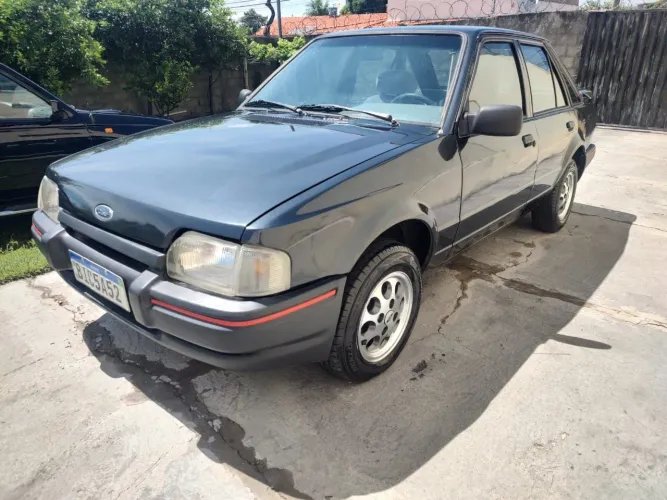 Ford Escort Guarujá 1.8 4P 1992