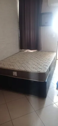 Cama casal baú com colchão tamanho padrão 1,88 x 1,38 mts