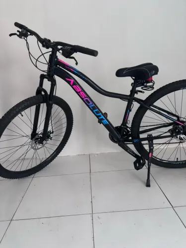Bike nova ( já vai com acessórios)