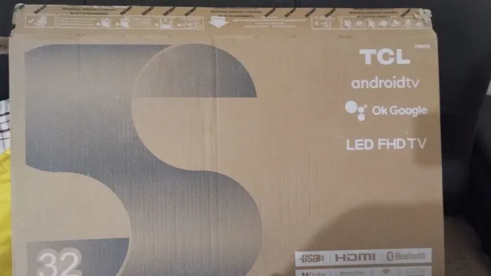 Vende-se TV Android TCL 32 - Parou de funcionar