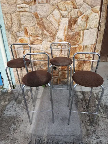 Banquetas cromadas
