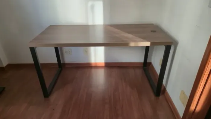 Mesa de escritorio - Home office