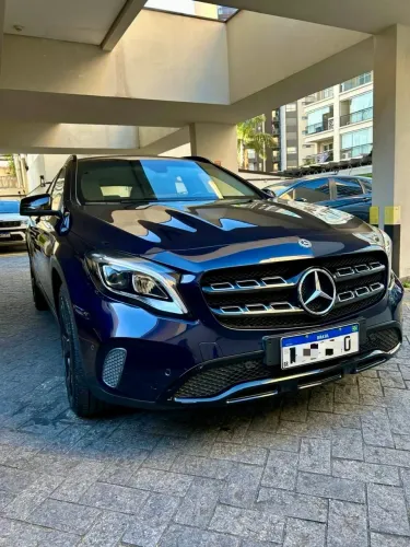 Mercedes-Benz GLA-200 GLA 200 Night 1.6. TB 16V Flex Aut. 2019