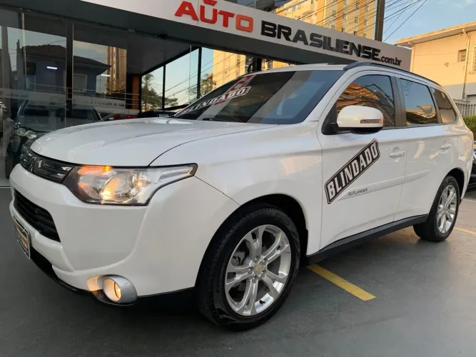 Mitsubishi Outlander 2.0 16V 160cv Aut. 2015