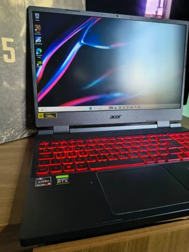 Acer nitro RTX 3050 RYZEN 5 7535HS 512 SSD 8gb ddr5 com caixa e nota fiscal notebook gamer