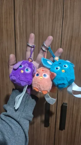 Kit 3 Pelúcias Furby Conect Mc Donalds 2017, ótimo estado (vai junto o chaveiro de arco)