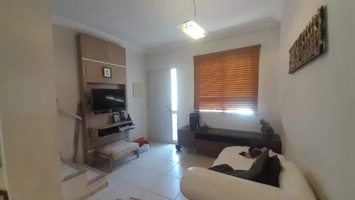 Casa à venda, 2 quartos, 2 vagas, Vila Maringá - Jundiaí/SP