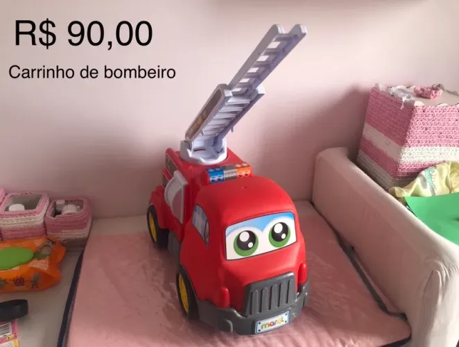 Bombeiro de brinquedo