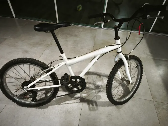 Bicicleta infantil Aro 20 com 7 marchas