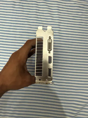 PLACA DE VÍDEO RX550 - FUNCIONANDO