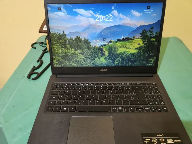 Acer Aspire 3 447GB armazenamento, 8GB RAM, Placa de Vídeo 2GB, AMD Ryzen 3 3250U