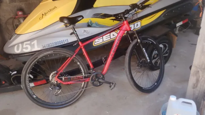Bicicleta aro 29, 1500 reais avista preço a combinar