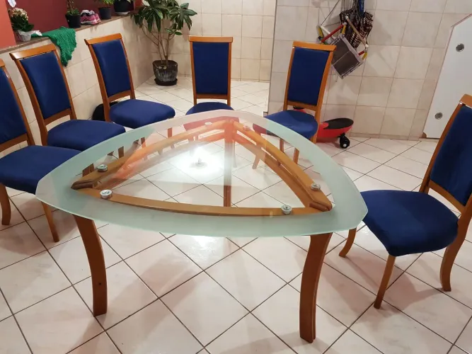 Mesa + Conjunto de cadeiras