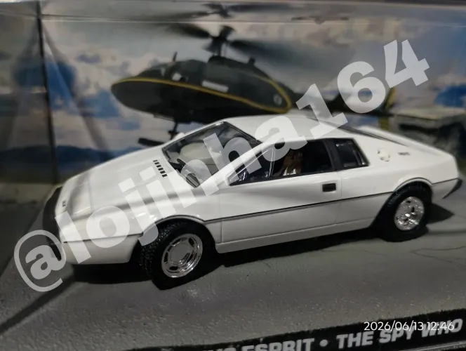 Miniatura coleção 007 1:43