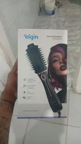Escova secadora nova