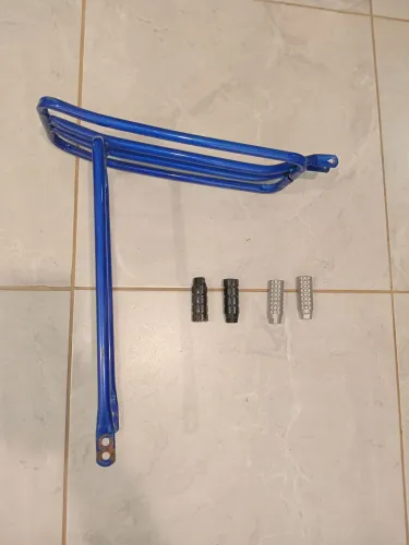 Garupa com pezinhos 