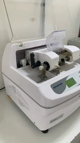 Laboratório de montagem completo 