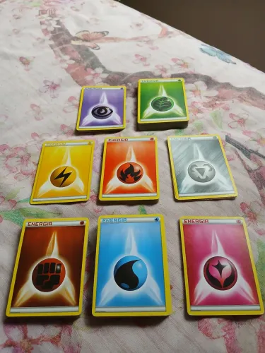 143 Energias borda amarela cartas pokemon