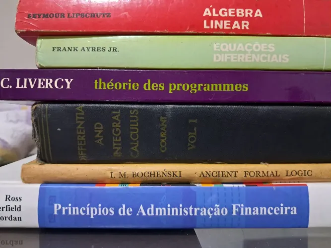 lote livros de matemática, finanças, ciências exatas