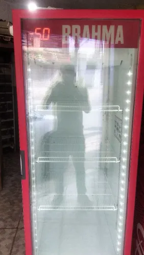 Freezer novíssimo 220v