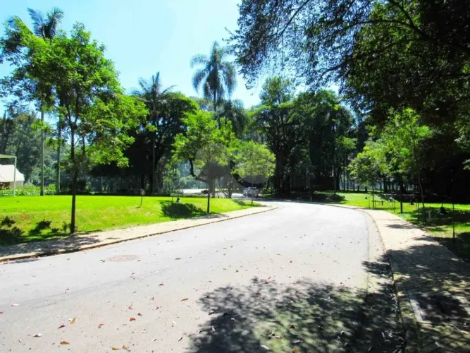 Loteamento à venda em Alto da Boa Vista, São Paulo - SP