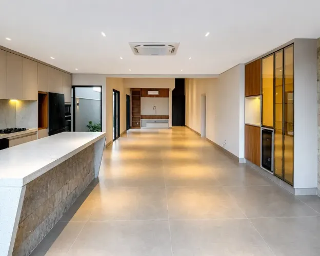 Casa 3 dormitórios Condomínio La Momtagne