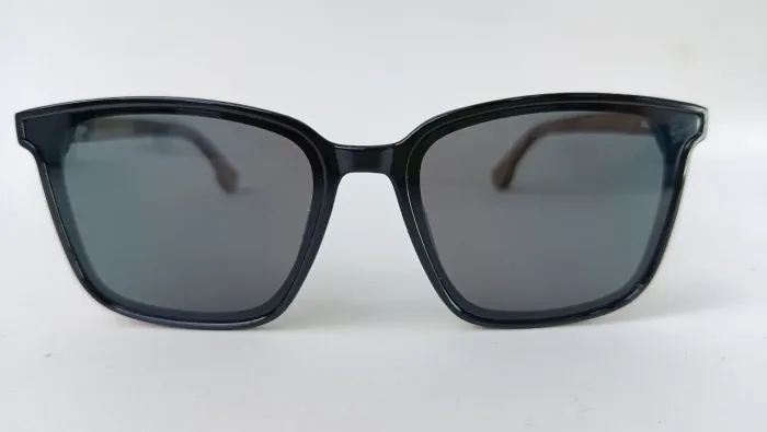 Oculos de Sol de Madeira HuWood Qualidade Premium Lentes Polarizadas Escuras Frete Grátis