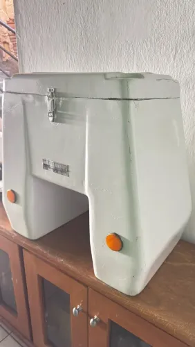 Baú de moto  