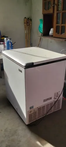 Vende-se frizer de 240L