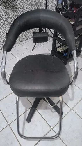 CADEIRA DE SALÃO
