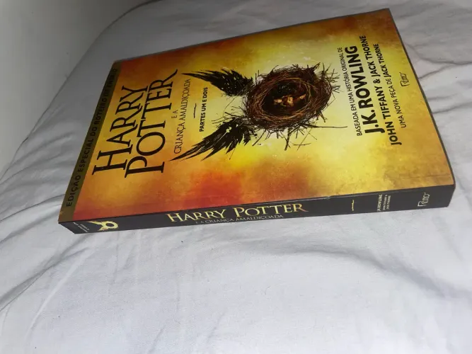 Harry Potter e a Criança Amaldiçoada