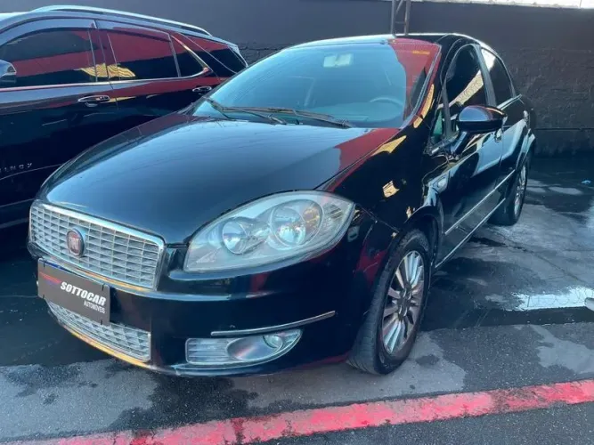 Fiat Linea Essence Dualogic 1.8 Flex 16V 4P 2014