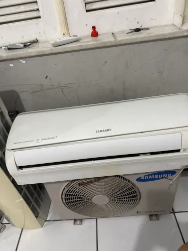 Vendo ar condicionado Samsung 12 mil btus inverter