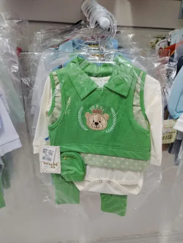 Roupa de infantil