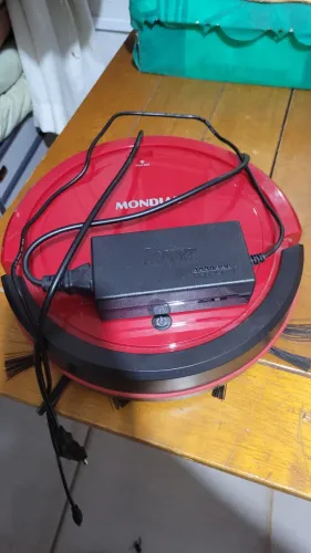 Robot  elétrico de limpeza