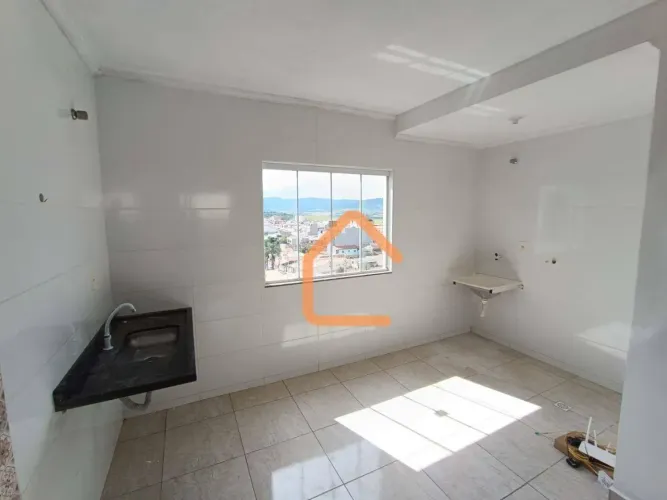 Apartamento com 2 dormitórios para alugar, 67 m² por R$ 1.590/mês - Vergani - Pouso Alegre