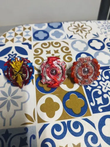 Beyblades Originais