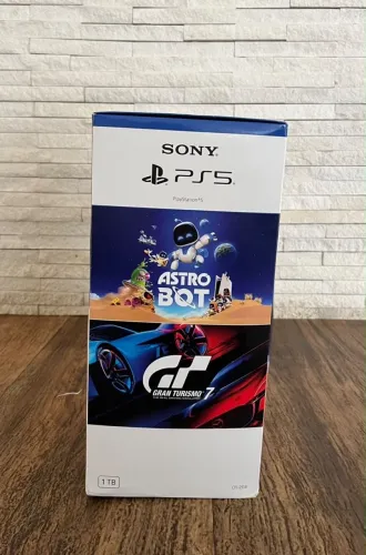 PlayStation®5 Slim Disk - Pacote ASTRO BOT e Gran Turismo 7
