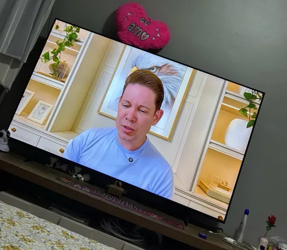 Vendo tv 65 polegadas nova