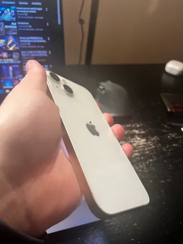 iPhone 13 estelar 5G 256GB - saúde da bateria: 85%