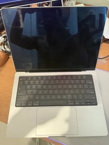 MacBook Pro M1 Pro 32GB RAM e 1TB SSD