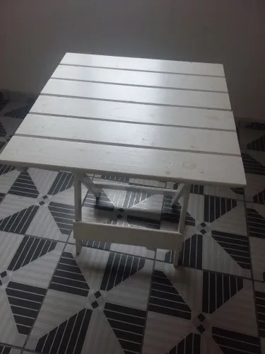 Mesa Dobrável de Madeira