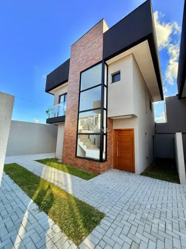 SOBRADO com 3 dormitórios à venda com 109m² por R$ 729.000,00 no bairro Cajuru - CURITIBA 