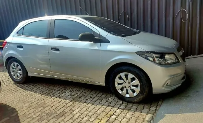 aluguel Onix uber 99