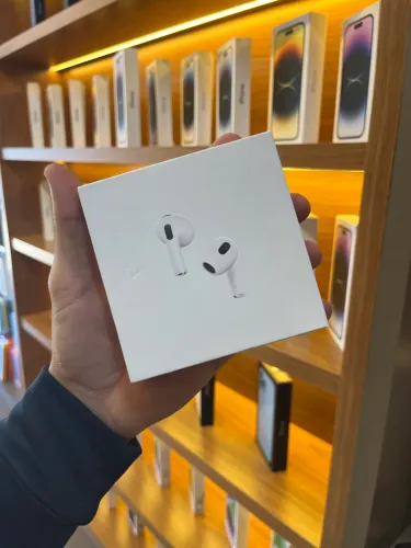 AirPods 4 ANC