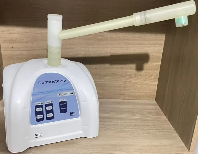 Dermosteam da Ibramed equipamento de vapor de ozônio 