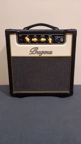 Amplificador Valvulado Bugera V5