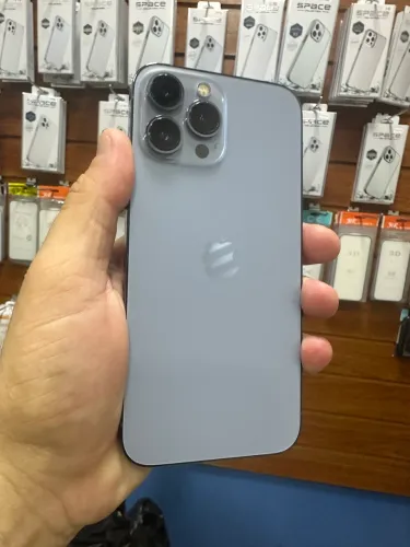 iPhone 13 Pro Max 256GB - Leia a legenda 