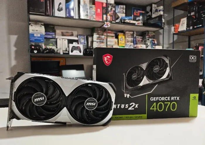 Placa de video RTX 4070 12GB MSI Ventus, na caixa em perfeito estado, parcelo no cartão!