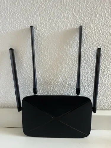 Roteador Mercusys AC12G AC1200 Dual Band - 4 antenas - Excelente Estado